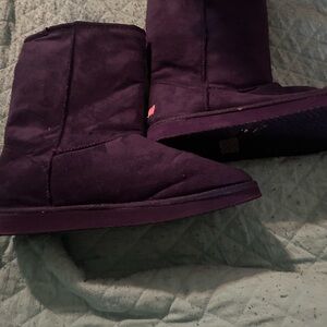 Isaac Mizrahi Dark Purple Winter‎ Boots